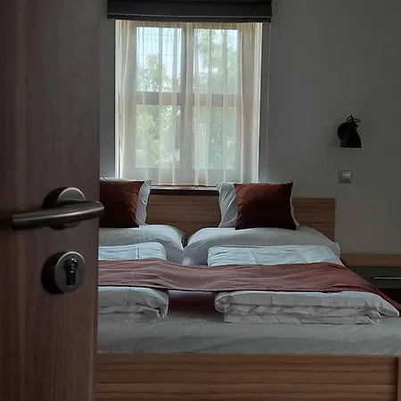 Palffy59 Vendeghaz Köveskál