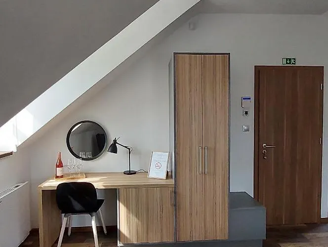 Palffy59 Vendeghaz Köveskál