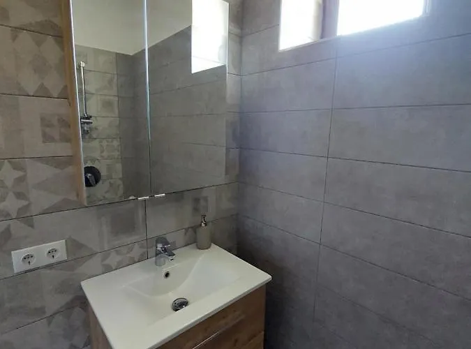 Palffy59 Vendeghaz Köveskál